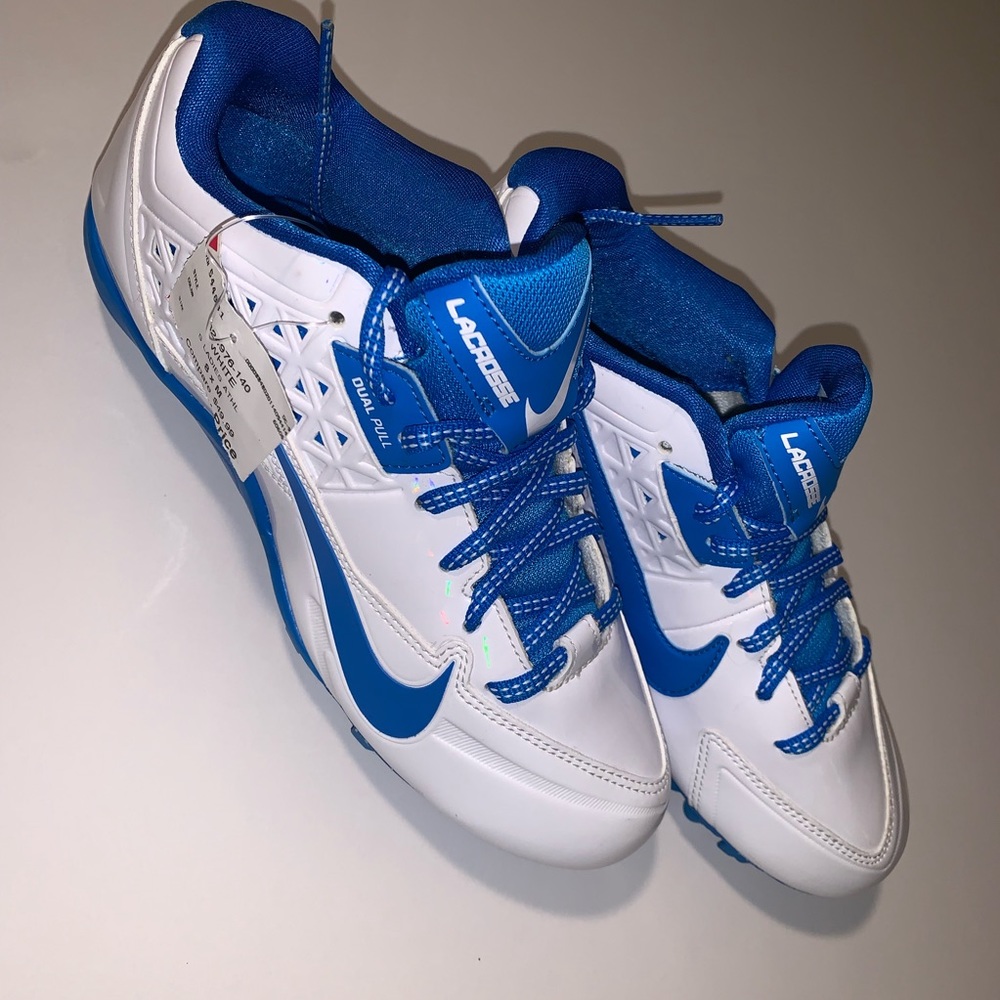 Nike Lacrosse Women’s Cleats NWT sz 8
